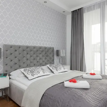 Silver By Renters Prestige *